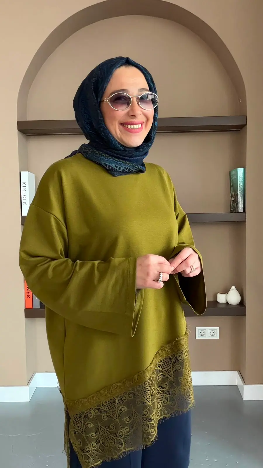TALU DANTEL SWEAT - YAĞ YEŞİLİ