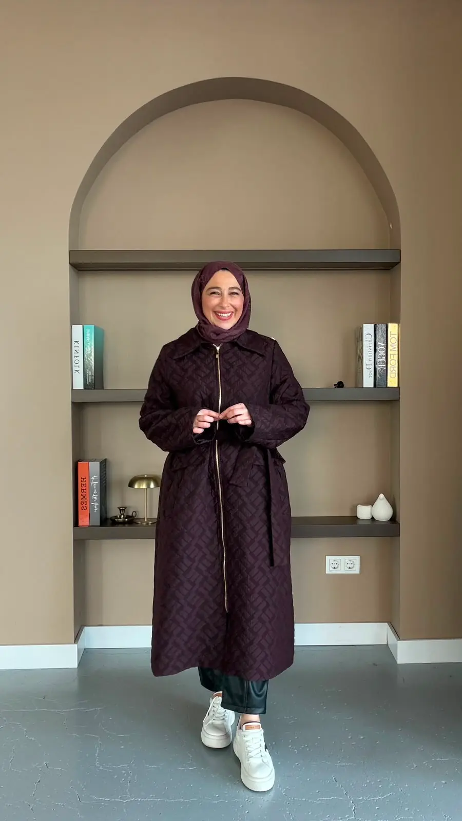 ZELVA KAPİTONE MONT - MÜRDÜN