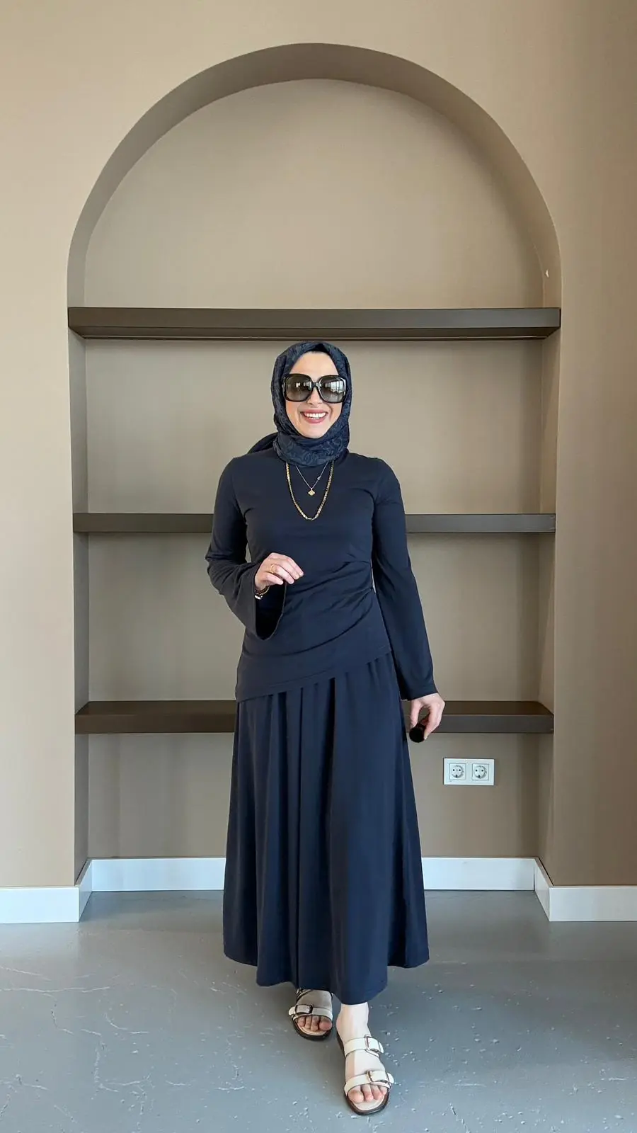 HİRA ETEKLİ TAKIM