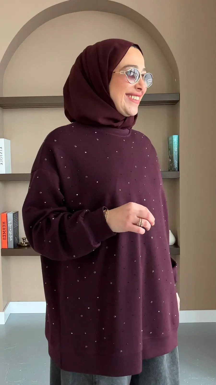 MASAL TAŞ DETAYLI SWEAT - MÜRDÜN